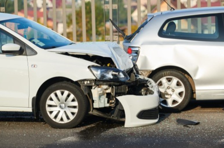 Should You Hire a Fender Bender Accidents Lawyer?