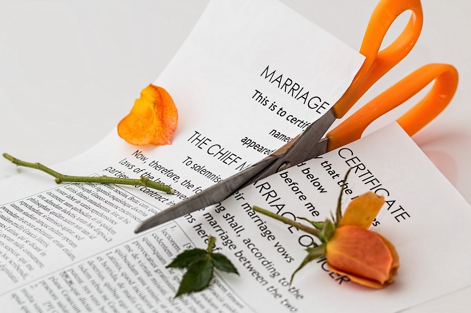 Here Are The Financial Benefits Of A Wife In A Divorce